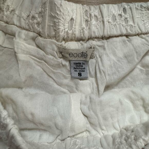 Urban Outfitters Ecote Eyelet Beaded Low Rise Mini Shorts - Picture 2 of 5